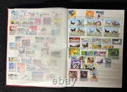 Collection de timbres vintage de plus de 800 timbres