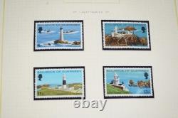 Collection des îles britanniques de plus de 1 000 timbres, principalement neufs sans charnière, conservés dans un album