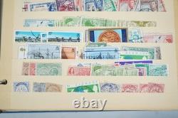 Collection du Commonwealth britannique de plus de 1 700 timbres oblitérés conservés dans un album