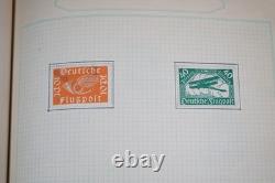 Collection éclectique de timbres aériens et de carrés découpés du monde et des États-Unis, album fait maison