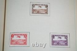 Collection éclectique de timbres aériens et de carrés découpés du monde et des États-Unis, album fait maison
