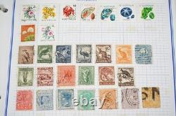 Collection mondiale A Pays de 2 400+ timbres neufs et d'occasion dans un album