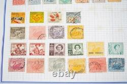 Collection mondiale A Pays de 2 400+ timbres neufs et d'occasion dans un album