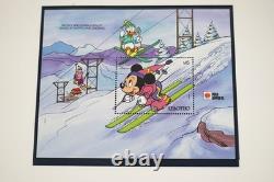 Collection mondiale Disney 1991 de 185 timbres et 70 feuilles, tous neufs dans un album