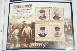 Collection mondiale de la Seconde Guerre mondiale de 165 timbres et 60 feuillets-souvenir stockés dans un album
