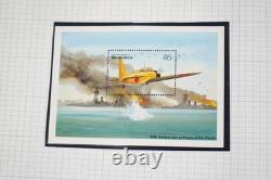 Collection mondiale de la Seconde Guerre mondiale de 165 timbres et 60 feuillets-souvenir stockés dans un album