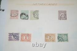 Collection mondiale de plus de 1 100 timbres neufs et oblitérés, conservés dans un album