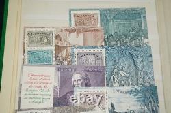 Collection mondiale de plus de 1 200 timbres neufs et usagés stockés dans un livre de collection Filabo