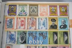 Collection mondiale de plus de 1 250 timbres neufs et oblitérés, conservés dans un album Harris