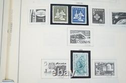 Collection mondiale de plus de 1 400 timbres neufs et oblitérés, des années 1860 aux années 1980 environ, dans un album Scott