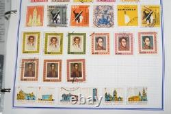 Collection mondiale de timbres V-z de plus de 2 700 exemplaires neufs et usagés stockés dans un album Mystic