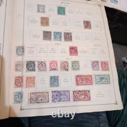 Collection mondiale de timbres dans l'album international Scott 1943 Hitler 1800s historique