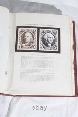 Collection mondiale de timbres dans un album H. E. Harris