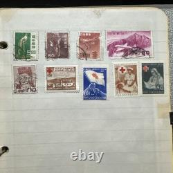 Collection mondiale de timbres neufs conservés dans un album