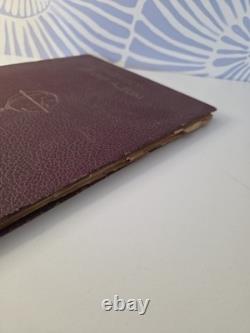 Collection mondiale de timbres vintage, 2 albums, 1 163 timbres Mudor et Paragon