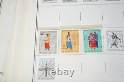 Collection mondiale des années 1880 aux années 1960 de plus de 3 200 timbres neufs et oblitérés dans un album Harris
