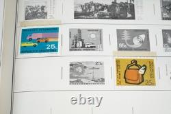 Collection mondiale des années 1880 aux années 1960 de plus de 3 200 timbres neufs et oblitérés dans un album Harris