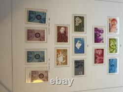 Collection spécialisée de timbres des Pays-Bas – 18 pages d’album