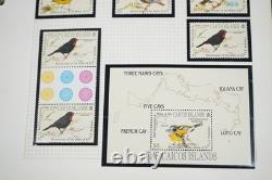 Collection thématique mondiale d'oiseaux de plus de 250 timbres MNH dans un album 1 FDC