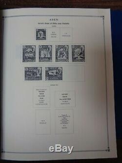 Collections De La Collection Internationale D’albums De Timbres Scott De 1840 À 1959, Avec 5 700 Timbres De Diff