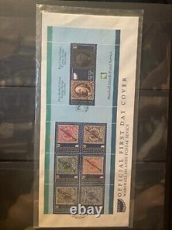 Collections de timbres du monde entier en lots d'albums de paires et de blocs de 30 pages