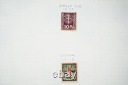 D-H 1880s-1960s COLLECTION DE 2400 TIMBRES NEUFS ET USAGÉS DANS UN ALBUM HARRIS