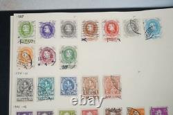 DANEMARK ANNÉES 1850-1950 COLLECTION DE PLUS DE 1 900 TIMBRES NEUFS ET OBLITÉRÉS CONSERVÉS DANS UN ALBUM