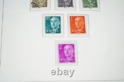 ESPAGNE ANNÉES 1950-1970 COLLECTION DE PRÈS DE 1 500 TIMBRES CONSERVÉS DANS UN ALBUM LIGHTHOUSE