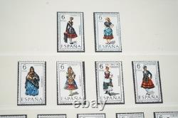 ESPAGNE ANNÉES 1970 COLLECTION COMPLÈTE DE 580 TIMBRES NEUFS CONSERVÉS DANS UN ALBUM LINDNER