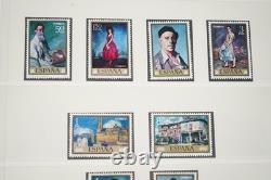 ESPAGNE ANNÉES 1970 COLLECTION COMPLÈTE DE 580 TIMBRES NEUFS CONSERVÉS DANS UN ALBUM LINDNER