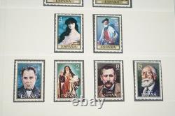 ESPAGNE ANNÉES 1970 COLLECTION COMPLÈTE DE 580 TIMBRES NEUFS CONSERVÉS DANS UN ALBUM LINDNER