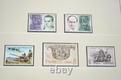 ESPAGNE ANNÉES 1980 COLLECTION DE PLUS DE 400 TIMBRES NEUFS CONSERVÉS DANS UN ALBUM LINDNER