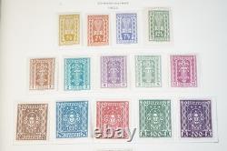 EUROPE CENTRALE 1850-1950 COLLECTION DE PLUS DE 2300 TIMBRES NEUFS ET USAGÉS DANS UN ALBUM SCOTT