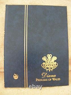 Énorme Lot De Collectionneurs Internationaux Société Princess Diana Albums, Timbres +coas
