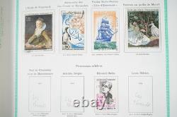 FRANCE 1960s-1990s COLLECTION DE PLUS DE 1200 TIMBRES EN GRANDE MAJORITÉ NEUFS STOCKÉS DANS UN ALBUM