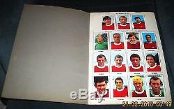 Fs 1968/69 Merveilleux Monde D'album De Timbres Photo De Football-100% Complet