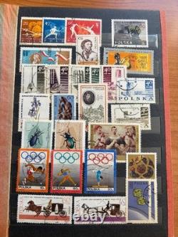 Grand album vintage de collection de timbres du monde entier – 450 timbres – Pologne, espace, animaux