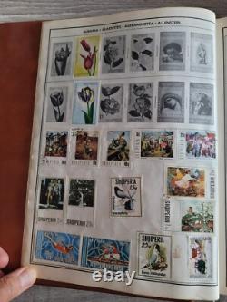 Grand et Épais Album de Timbres Harris avec 10 800 Timbres du Monde Entier, Très Bon État