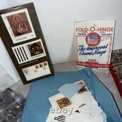 Grand lot de collection d'album de timbres de plus de 1 000 Canada et pays étrangers Croisés en vrac