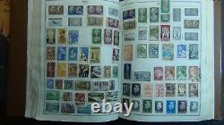 Grande collection de timbres dans un album Harris, beaucoup de milliers ou très grands à I