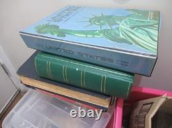 Gros lot de collection de timbres des États-Unis et du monde entier, plus de 100 livres, albums, timbres détachés oblitérés et neufs <br/>