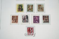 HONGRIE ANNÉES 1940-1960 COLLECTION DE PLUS DE 1 100 TIMBRES NEUFS ET USAGÉS DANS UN ALBUM LIGHTHOUSE
