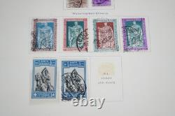 ITALIE & COLONIES 1860s-1950 COLLECTION DE PLUS DE 850 TIMBRES NEUFS ET USAGÉS DANS UN ALBUM SCOTT