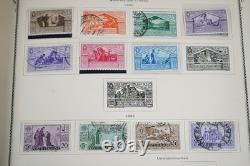 ITALIE & COLONIES 1860s-1950 COLLECTION DE PLUS DE 850 TIMBRES NEUFS ET USAGÉS DANS UN ALBUM SCOTT