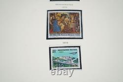 ITALIE & COLONIES ANNÉES 1940-1950 COLLECTION DE 225 TIMBRES NEUFS & USAGÉS DANS UN ALBUM SCOTT