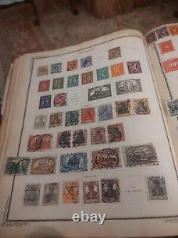 Immense album de timbres internationaux Scott vintage de 1921, rare et précieux, wow