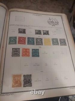 Immense album de timbres internationaux Scott vintage de 1921, rare et précieux, wow