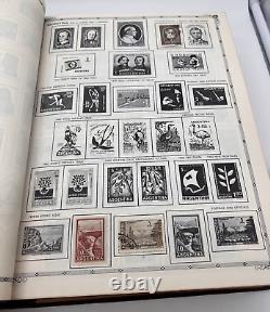 L'Album de Timbres du Monde Aristocrate Beaucoup de Timbres Étrangers