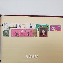 LOT Collection de Timbres Mondiale Neuve/Usagée Album USA Asie Afrique Europe+ dans Dossier