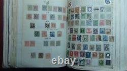 La collection chargée de timbres WW A-Gr dans l'album Citation contient environ 12 000 timbres.